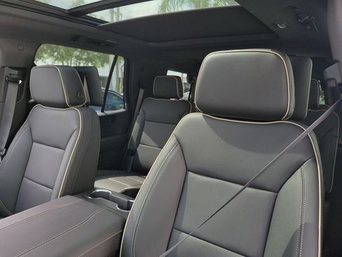 New 2026 GMC Yukon Elevation w/ Elevation Premium Package AWD/4WD image 22