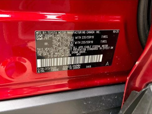 Used 2025 Toyota RAV4 XLE Premium image 35