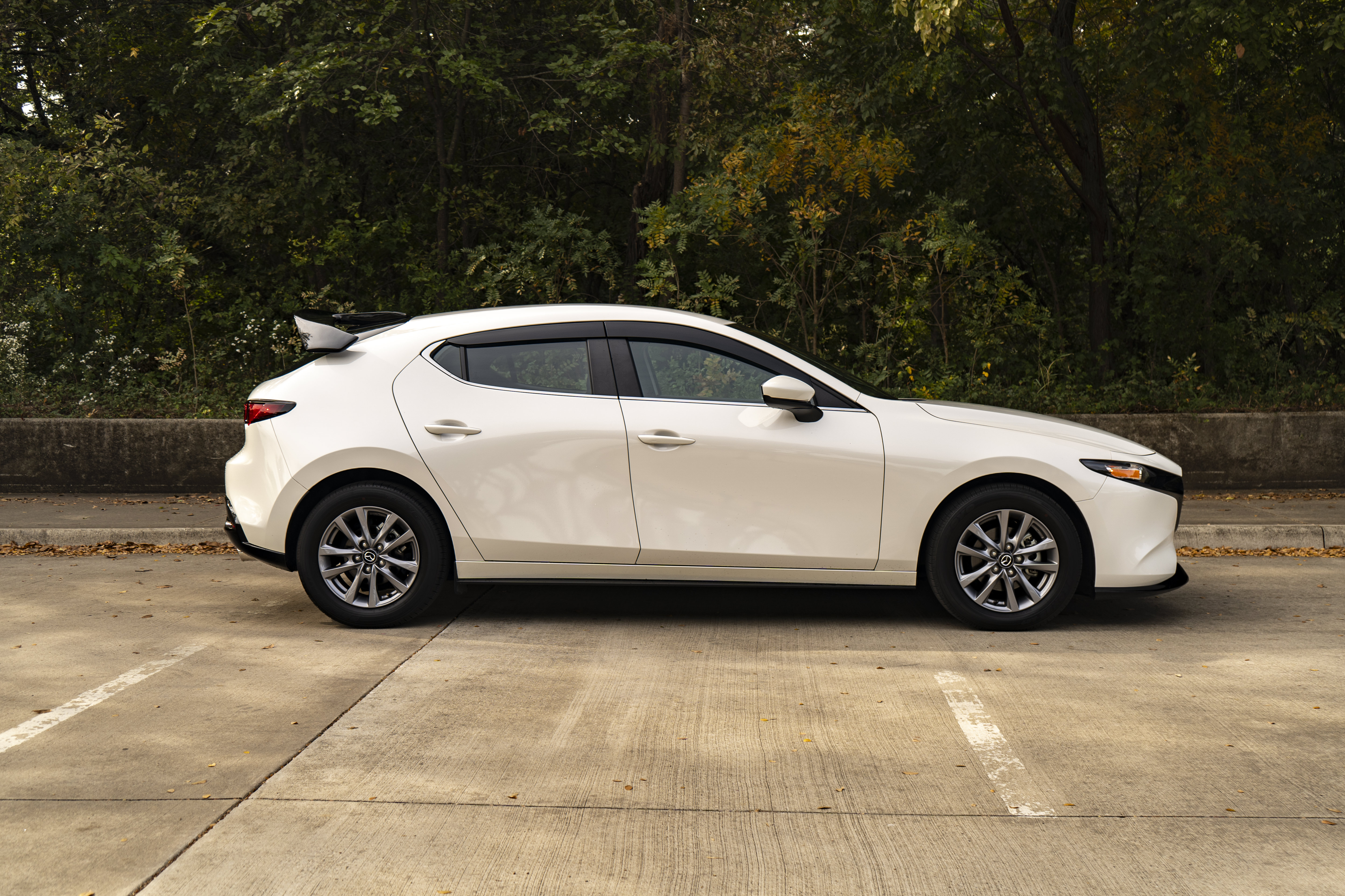 Used 2022 MAZDA MAZDA3 s FWD image 10