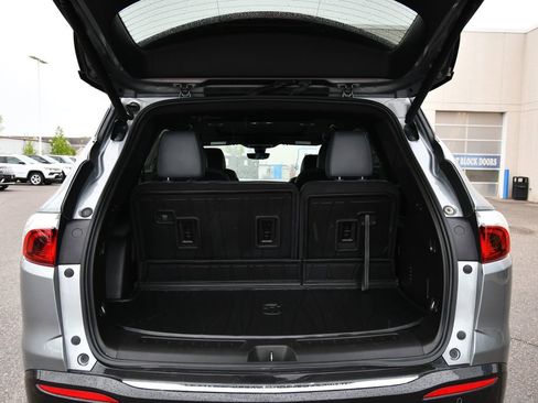 Used 2023 Buick Enclave Premium w/ Experience Buick Package AWD/4WD image 7