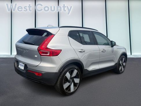 Used 2023 Volvo XC40 Recharge Ultimate AWD/4WD image 4