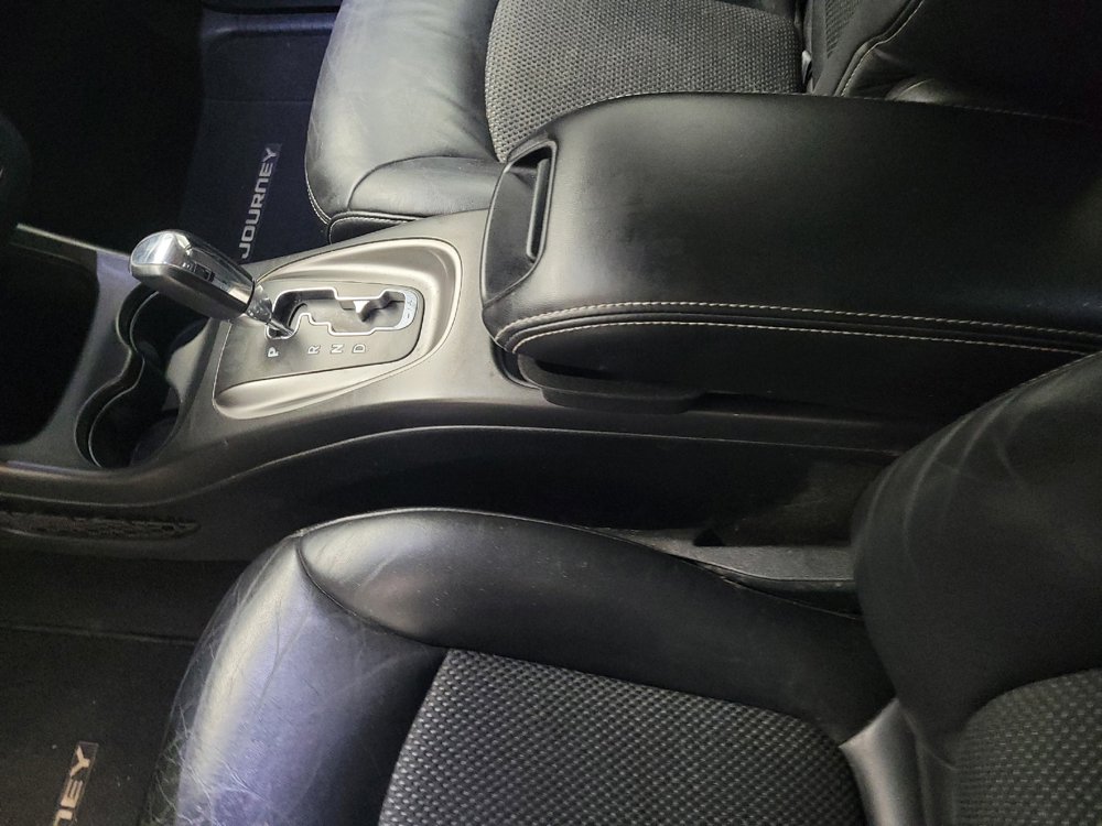Used 2017 Dodge Journey Crossroad FWD image 26