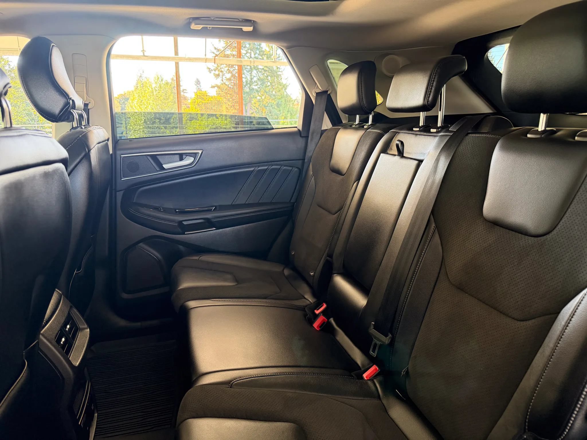 Used 2018 Ford Edge Sport w/ Equipment Group 401A AWD/4WD image 21