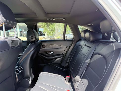 Used 2018 Mercedes-Benz GLC 300 image 15
