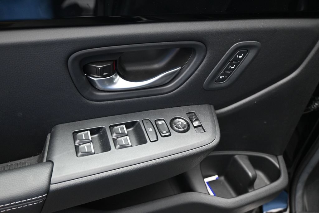 Used 2025 Honda Pilot EX-L image 27