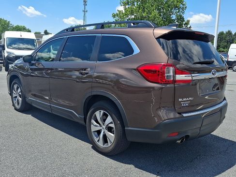 Used 2019 Subaru Ascent Premium w/ Popular Package #1 AWD/4WD image 7