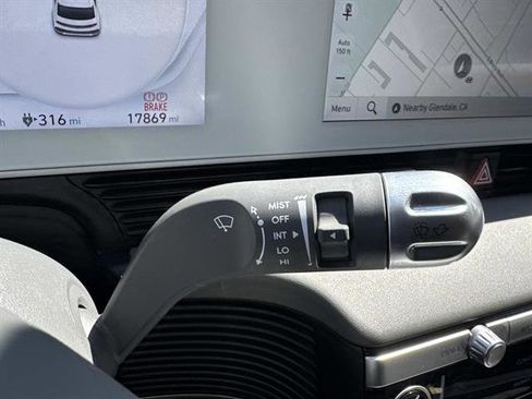Used 2024 Hyundai Ioniq 5 SEL RWD image 27