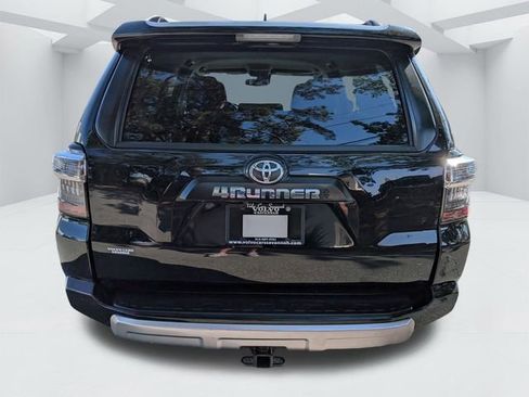 Used 2022 Toyota 4Runner TRD Off-Road AWD/4WD image 6