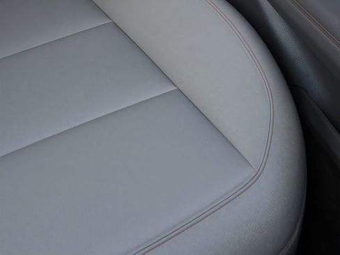 New 2026 Ford Explorer Active w/ Active Comfort Package image 17