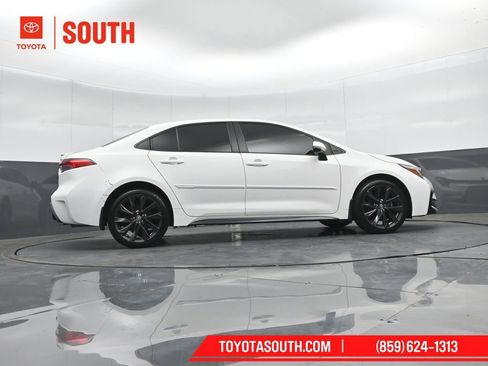 Used 2023 Toyota Corolla SE FWD image 36