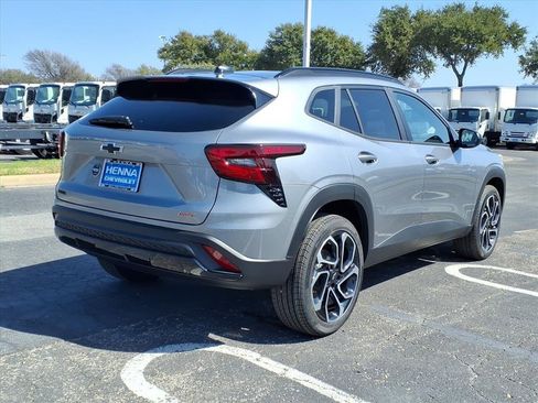 New 2026 Chevrolet Trax RS image 7