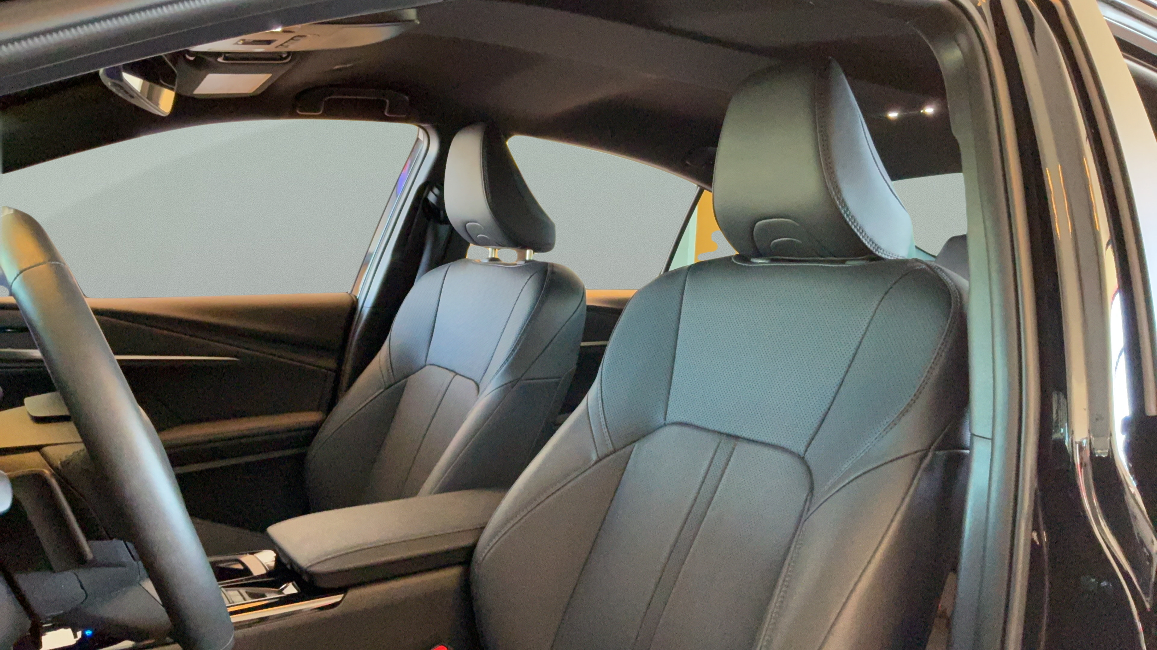 Used 2026 Toyota Camry XSE FWD image 25