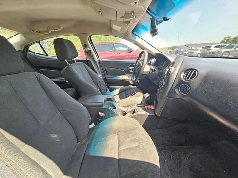 Used 2006 Pontiac Grand Prix w/ Preferred Package FWD image 4