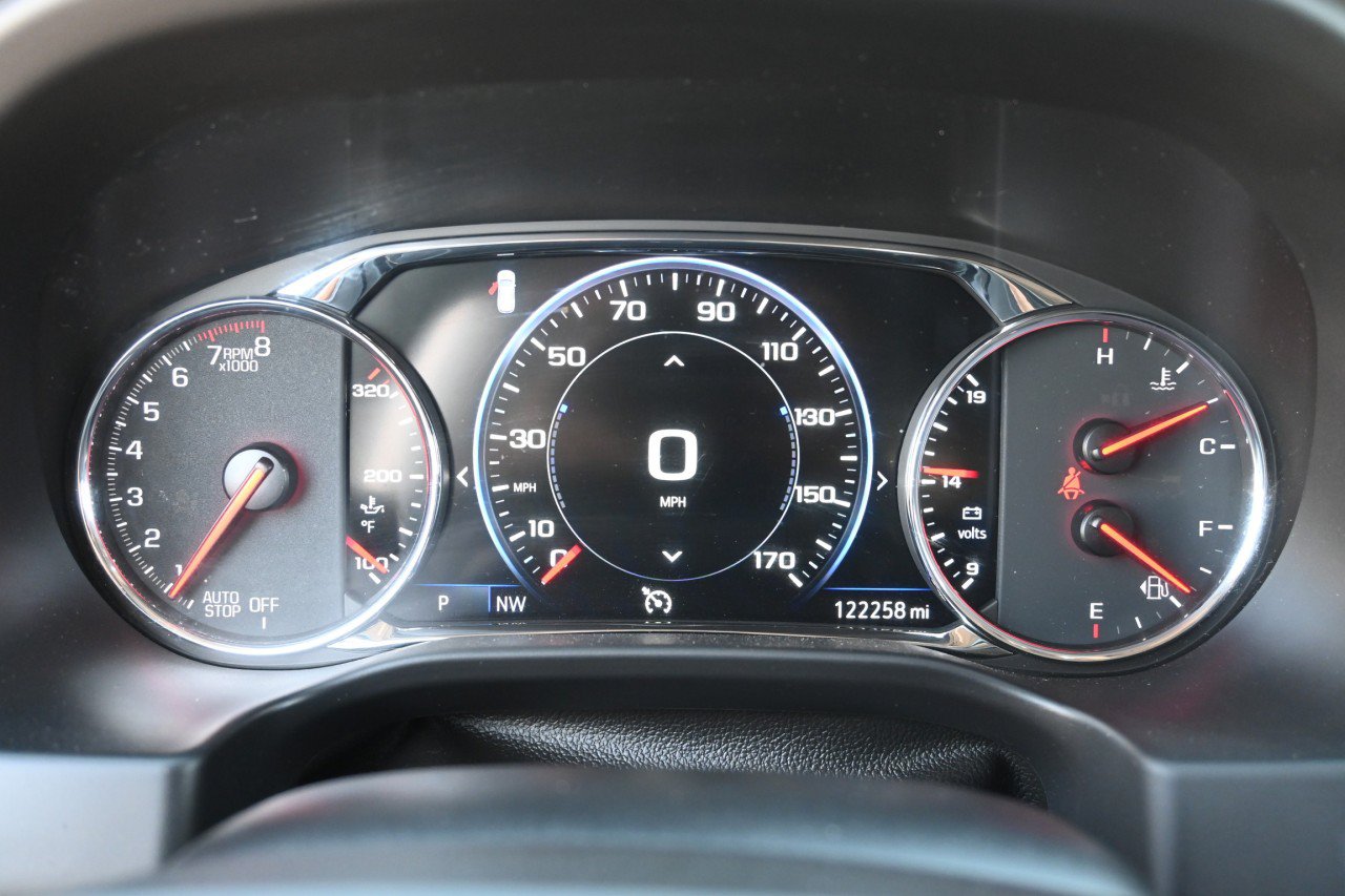 Used 2021 GMC Acadia AT4 w/ Technology Package AWD/4WD image 11