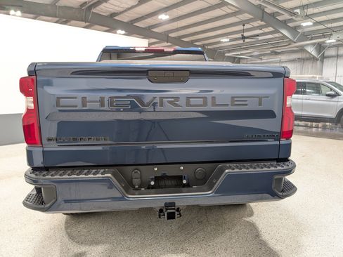 Used 2021 Chevrolet Silverado 1500 Custom w/ LPO, Blackout Package image 4