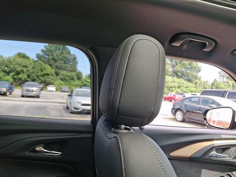 Used 2023 Chevrolet TrailBlazer ACTIV w/ Sun and Liftgate Package AWD/4WD image 13
