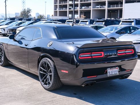 Used 2021 Dodge Challenger R/T Scat Pack w/ T/A Package RWD image 5