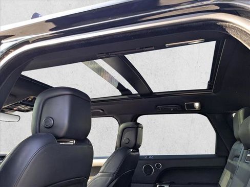 Used 2019 Land Rover Range Rover Sport HSE image 21