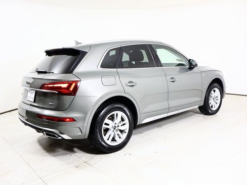 Used 2023 Audi Q5 2.0T Premium w/ Convenience Package image 17