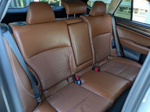 Used 2019 Subaru Outback 3.6R Touring w/ Popular Package #3A image 29