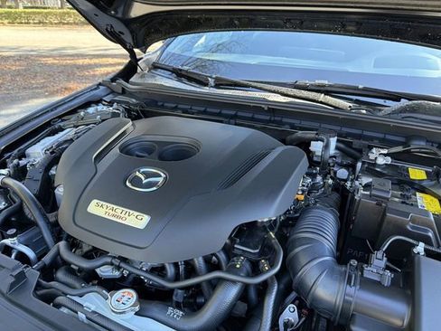 New 2026 MAZDA MAZDA3 Hatchback w/Premium Plus Pkg image 28