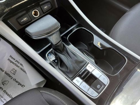 Used 2023 Hyundai Tucson SE image 17