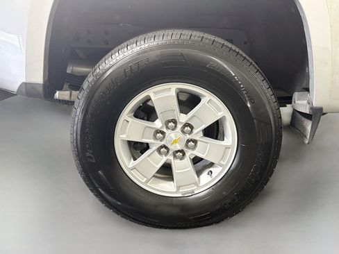 Used 2018 Chevrolet Colorado W/T w/ WT Convenience Package RWD image 31