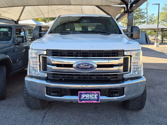 Used 2017 Ford F250 XL w/ STX Appearance Package AWD/4WD image 2