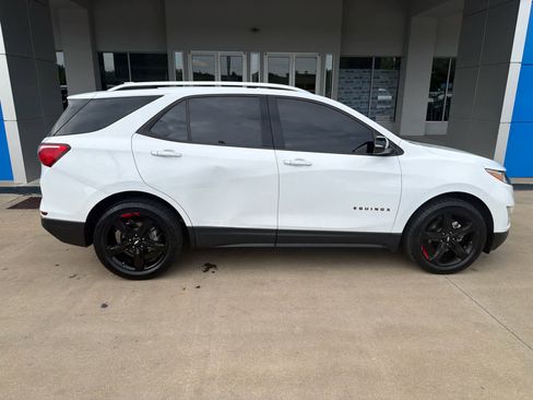 Used 2021 Chevrolet Equinox Premier w/ Redline Edition FWD image 7