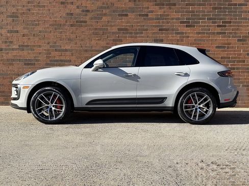 New 2026 Porsche Macan S image 2
