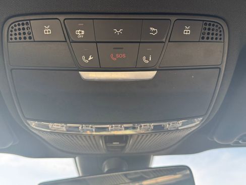 Used 2017 Mercedes-Benz E 300 4MATIC image 24