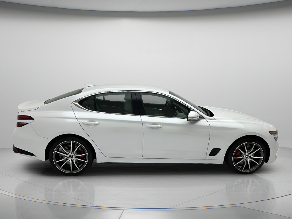 Used 2025 Genesis G70 2.5T RWD image 6