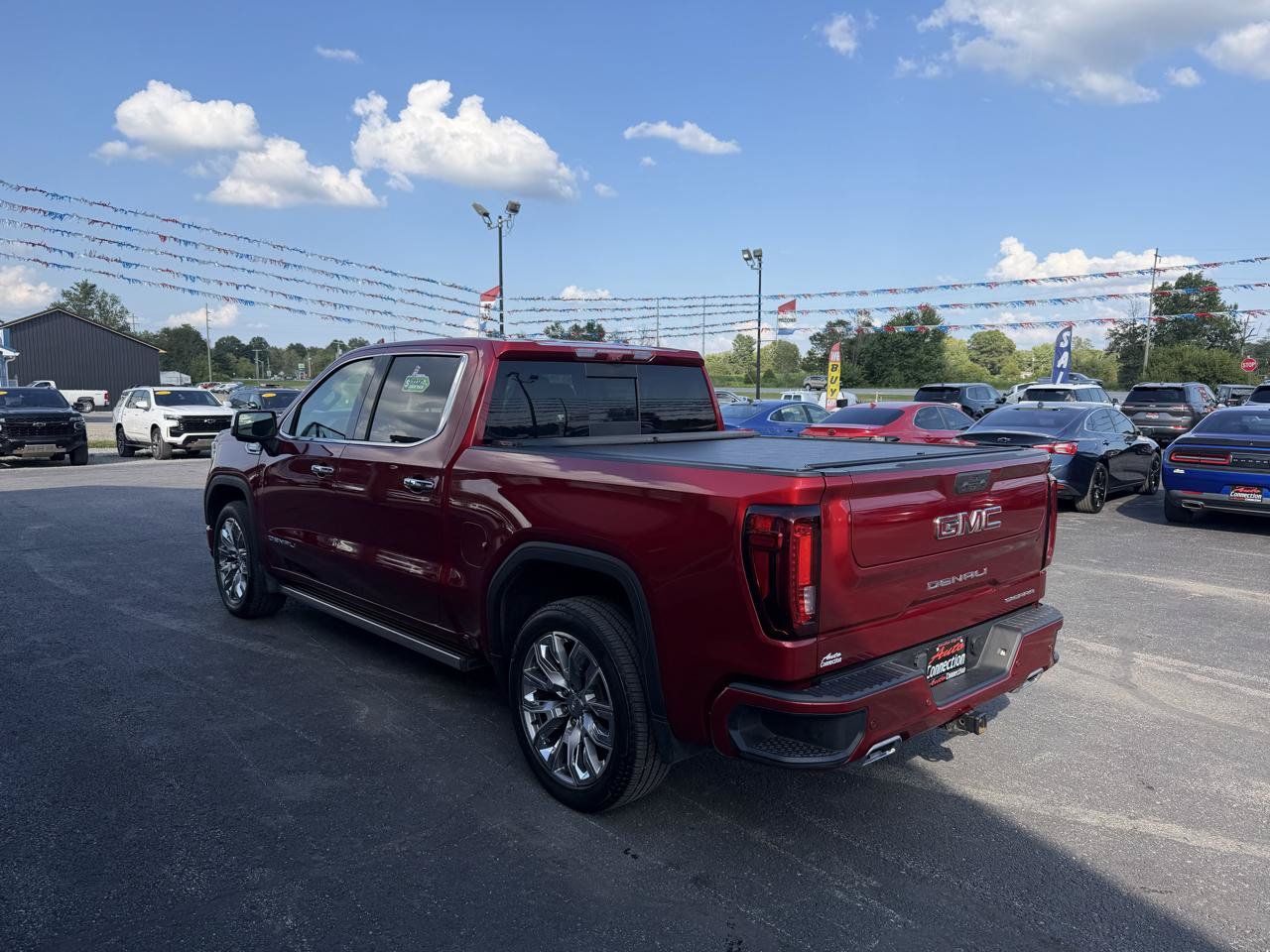 Used 2024 GMC Sierra 1500 Denali w/ Denali Reserve Package AWD/4WD image 9