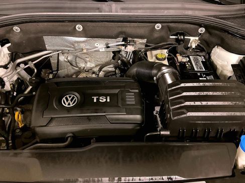 Used 2021 Volkswagen Atlas SEL Premium image 30