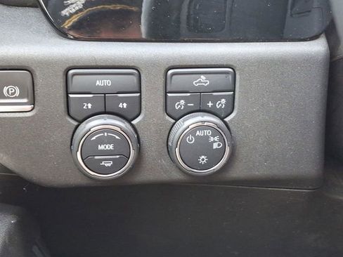 Used 2024 Chevrolet Silverado 1500 LT w/ Protection Package AWD/4WD image 26