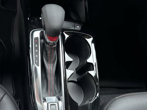 New 2026 Chevrolet Trax RS w/ Sunroof Package image 20