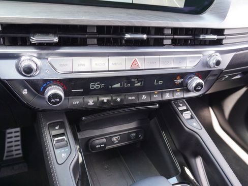 Used 2024 Kia Telluride SX X-Line image 16