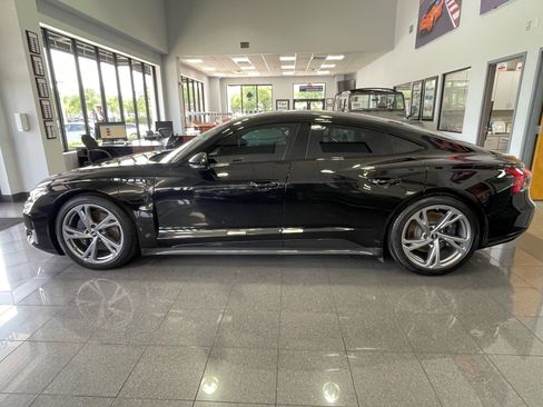 Used 2023 Audi e-tron GT Premium Plus w/ Executive Package AWD/4WD image 2