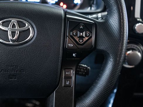 Used 2024 Toyota 4Runner TRD Off-Road image 30