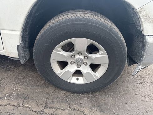 Used 2019 RAM 1500 Big Horn image 13