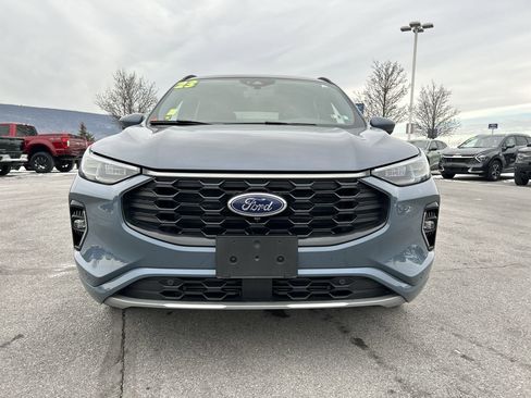Used 2023 Ford Escape ST-Line Elite image 12