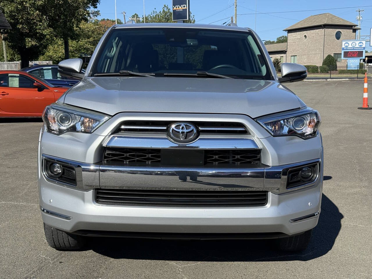 Used 2020 Toyota 4Runner Limited AWD/4WD image 3