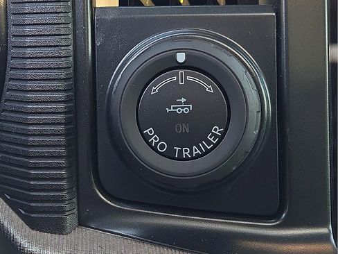 Used 2025 Ford F150 Platinum w/ Equipment Group 703A Plus AWD/4WD image 14