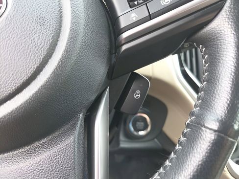 Used 2022 Subaru Outback Limited XT image 23