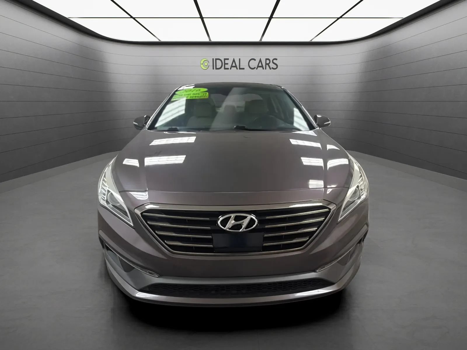 Used 2016 Hyundai Sonata Limited w/ Option Group 04 FWD image 2