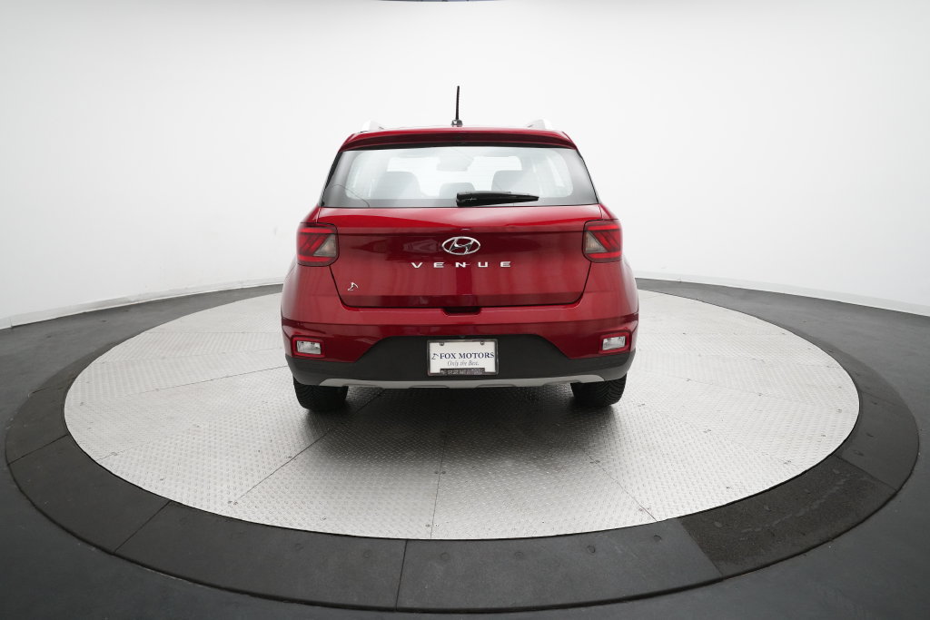 Used 2023 Hyundai Venue SEL FWD image 25