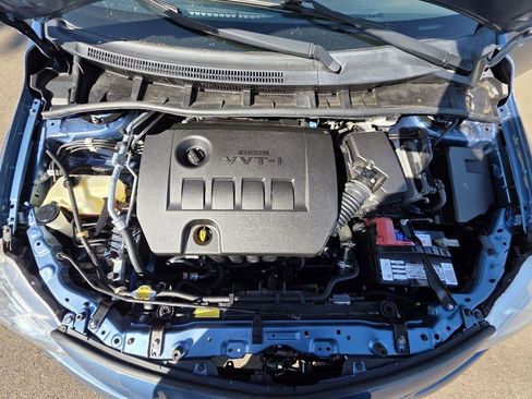 Used 2013 Toyota Corolla LE FWD image 17