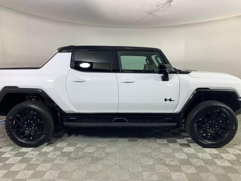 New 2026 GMC Hummer EV 4x4 Crew Cab w/ LPO, Dark Essentials Package image 9