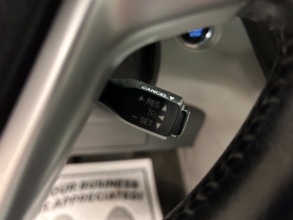 Used 2015 Toyota Sienna XLE FWD image 14