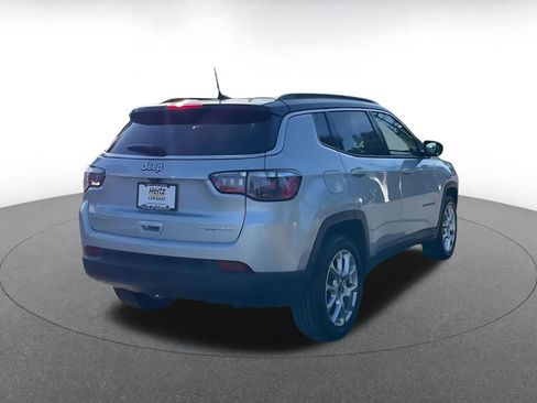 Used 2025 Jeep Compass Limited image 14